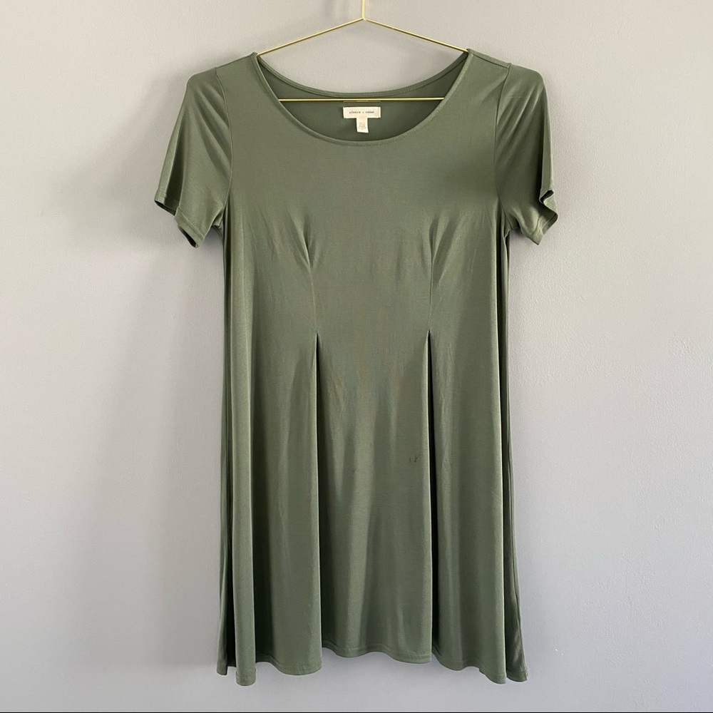 URBAN OUTFITTERS Dress - Olive Green